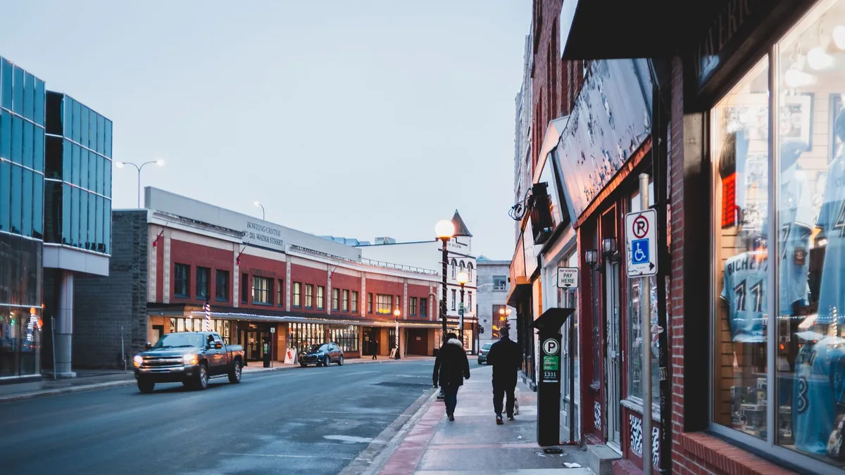 Payday Loans in Downtown Windsor, Windsor